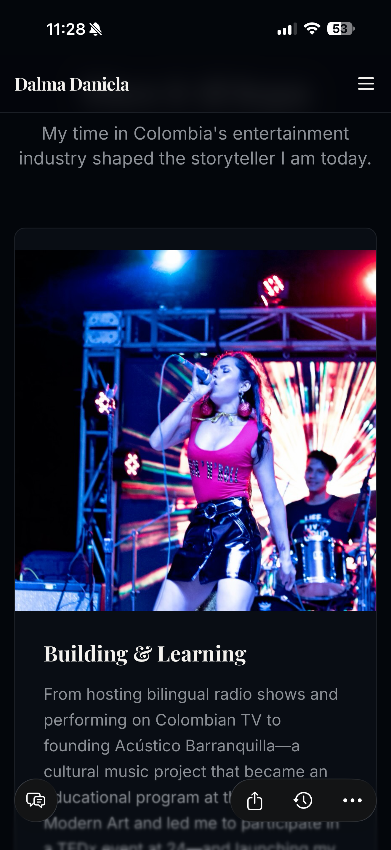 Dalma performing on stage in Colombia